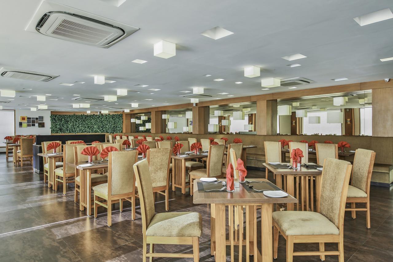 Fabhotel Flora Vastral アーメダバード エクステリア 写真