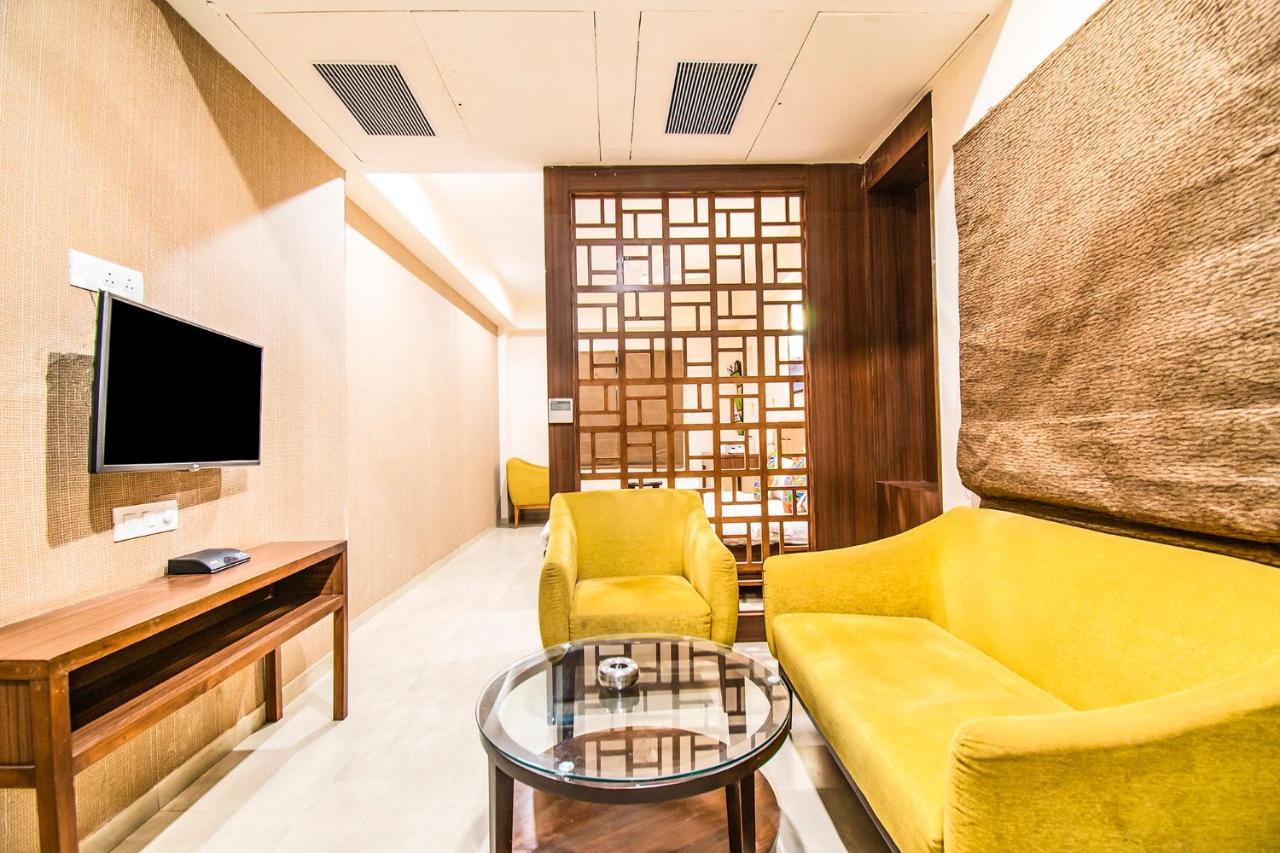 Fabhotel Flora Vastral アーメダバード エクステリア 写真